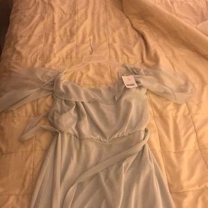 Never Worn cloud Nouvelle Amsale